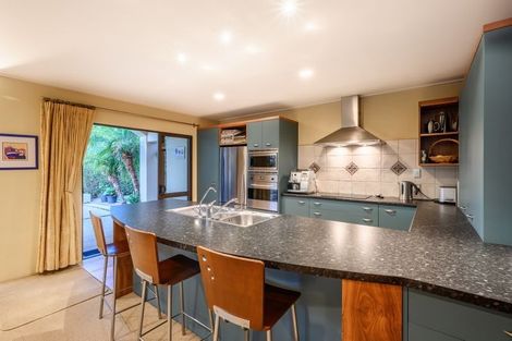 Photo of property in 8 Brooke Ridge Rise, East Tamaki Heights, Auckland, 2016