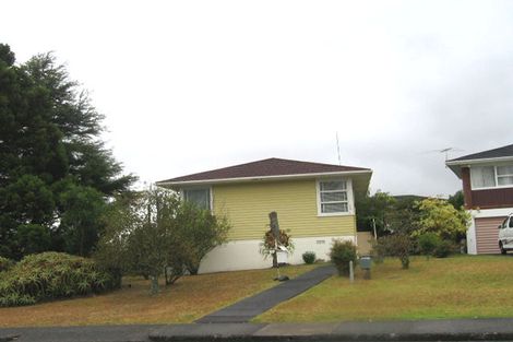 Photo of property in 103 Hillcrest Avenue, Hillcrest, Auckland, 0627