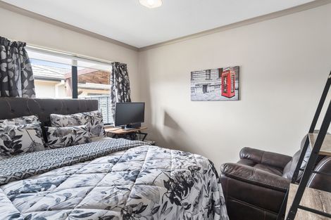 Photo of property in 64 Solomon Street, Brookfield, Tauranga, 3110