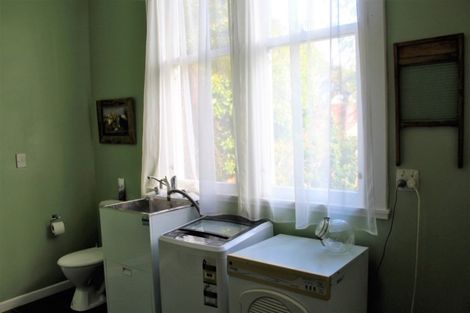 Photo of property in 4 King Street, Dannevirke, 4930