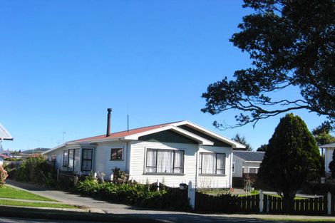 Photo of property in 18 Marsden Road, Greymouth, 7805