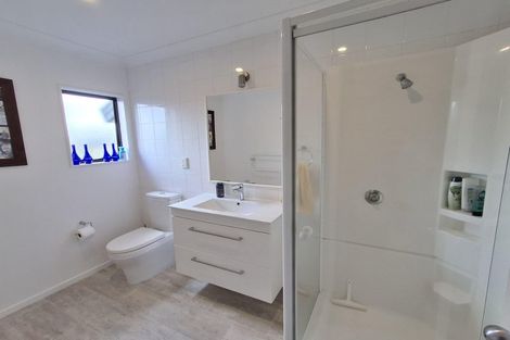 Photo of property in 7 Ridley Green, Churton Park, Wellington, 6037