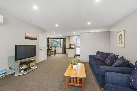 Photo of property in 2/422 Barbadoes Street, Edgeware, Christchurch, 8013