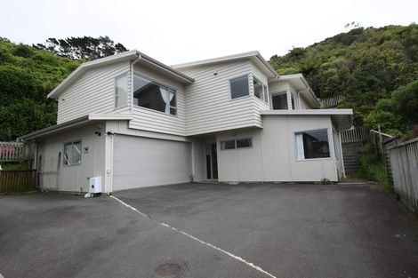 Photo of property in 37 Meadowcroft Grove, Johnsonville, Wellington, 6037