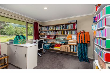 Photo of property in 151 Garlands Road, Waimate, 7979