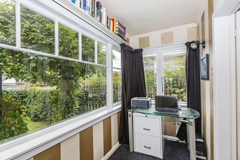 Photo of property in 353 Karori Road, Karori, Wellington, 6012