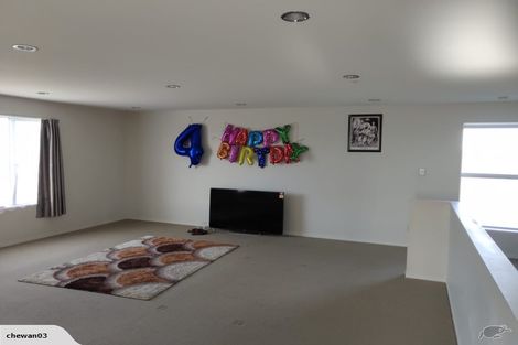 Photo of property in 10 Peerless Avenue, Takanini, 2112