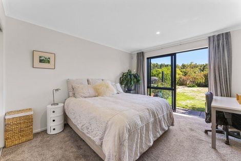 Photo of property in 4 Kanuka Grove, Kinloch, Taupo, 3377