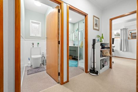 Photo of property in 5 Banbury Crescent, Fairfield, Hamilton, 3214