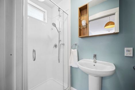 Photo of property in 220 Karori Road, Karori, Wellington, 6012