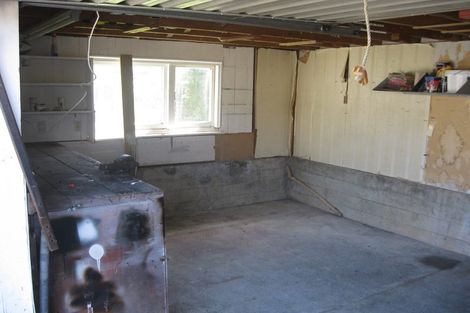 Photo of property in 18 Holly Grove, Maungaraki, Lower Hutt, 5010