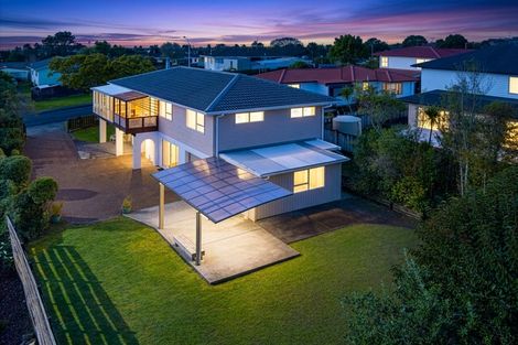 Photo of property in 4 Seakens Way, Glen Eden, Auckland, 0602