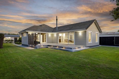 Photo of property in 57 Charlcott Street, Burnside, Christchurch, 8053