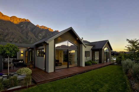 Photo of property in 66 Spur Ridge Rise, Jacks Point, 9371