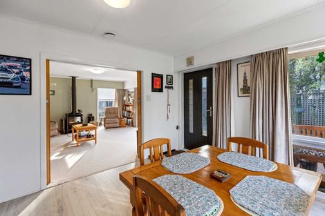 Photo of property in 16 Maunder Street, Marton, 4710