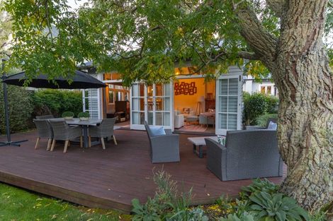 Photo of property in 28 Langston Avenue, Palmerston North, 4414