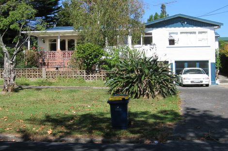 Photo of property in 64 Seabrook Avenue, New Lynn, Auckland, 0600