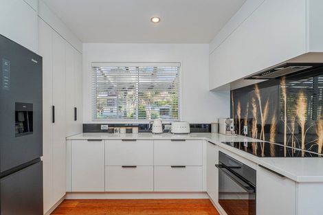 Photo of property in 241 Paku Drive, Tairua, 3508
