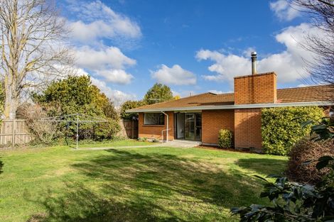 Photo of property in 14 Kinley Street, Rangiora, 7400