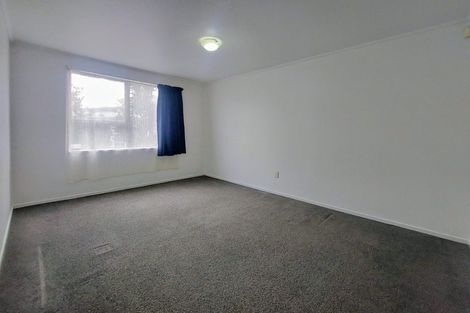 Photo of property in 36 Ellesmere Crescent, Pakuranga Heights, Auckland, 2010