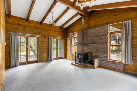 Photo of property in 133 Plateau Road, Te Marua, Upper Hutt, 5018