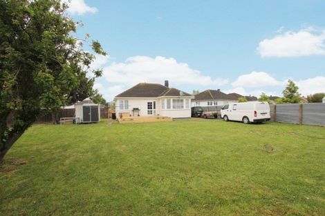 Photo of property in 25 Esk Street, Roslyn, Palmerston North, 4414