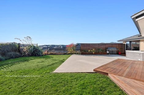 Photo of property in 14 Huntaway Close, Stoke, Nelson, 7011