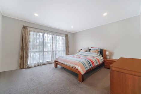 Photo of property in 2/163 Hobsonville Road, West Harbour, Auckland, 0618