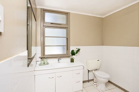 Photo of property in 27 Bullar Street, Grasmere, Invercargill, 9810