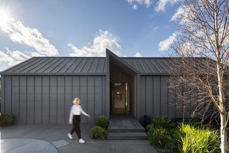 Photo of property in 19 Minchin Crescent, St Andrews, Hamilton, 3200