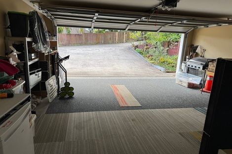 Photo of property in 1/36 De Havilland Drive, Goodwood Heights, Auckland, 2105