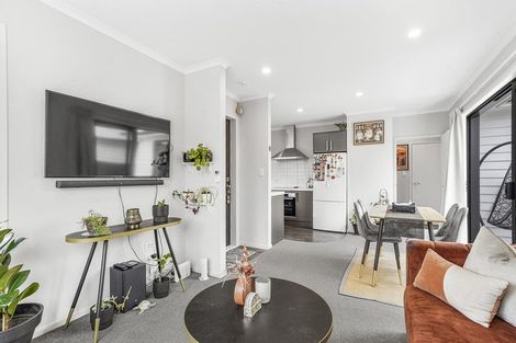 Photo of property in 4/37 North Ridge Drive, Rototuna North, Hamilton, 3210