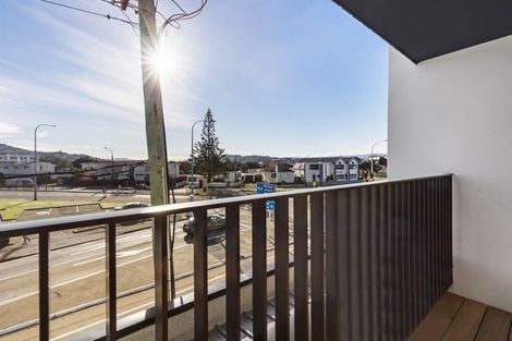 Photo of property in 202/2 Onepu Road, Kilbirnie, Wellington, 6022