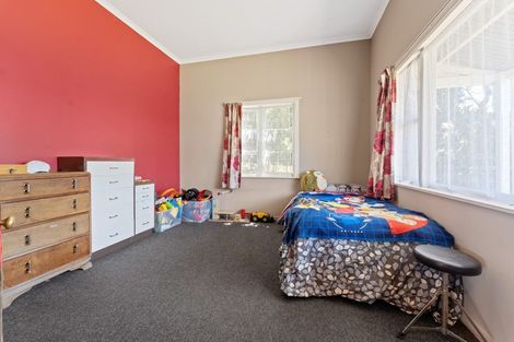 Photo of property in 79 Cracroft Street, Waitara, 4320