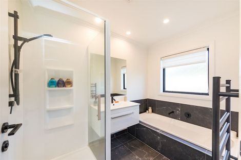 Photo of property in 26 Serenity Crescent, Kelvin Grove, Palmerston North, 4414