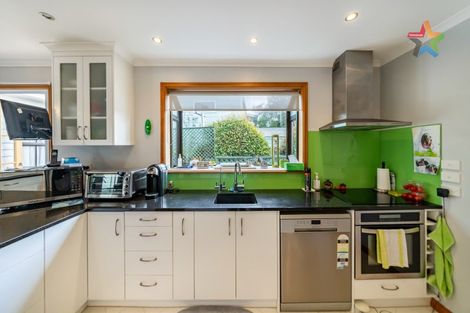 Photo of property in 8 Hawthorn Crescent, Stokes Valley, Lower Hutt, 5019