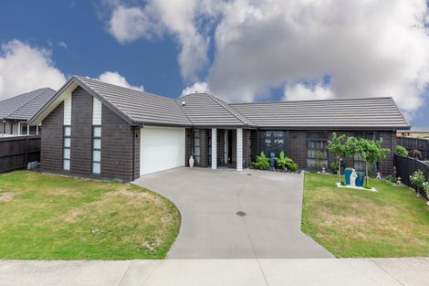 Photo of property in 2 Mirabell Place, Patumahoe, Pukekohe, 2679