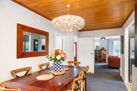 Photo of property in 8 Caccia Birch Lane, Hokowhitu, Palmerston North, 4410