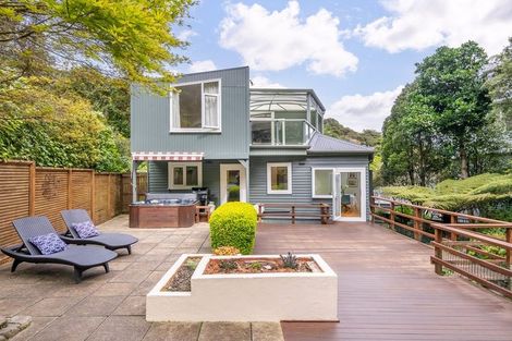 Photo of property in 39 Kotari Road, Days Bay, Lower Hutt, 5013