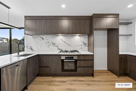 Photo of property in 25 Jandell Crescent, Bucklands Beach, Auckland, 2014