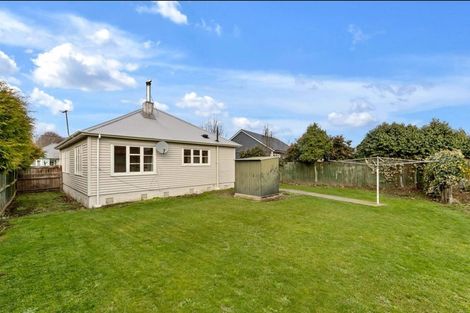 Photo of property in 42 Pitcairn Crescent, Bryndwr, Christchurch, 8053