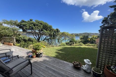 Photo of property in 31 Seaview Road, Paremata, Porirua, 5024