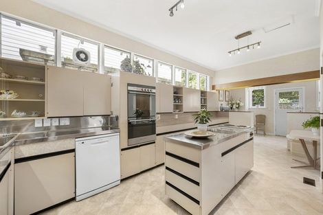 Photo of property in 338 Oriental Parade, Oriental Bay, Wellington, 6011