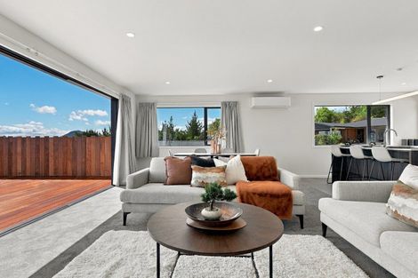 Photo of property in 6 Blackhawk Close, Kinloch, 3377