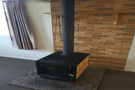 Photo of property in 62 Edgewater Drive, Pakuranga, Auckland, 2010