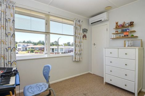 Photo of property in 10 Fairbrother Street, Carterton, 5713