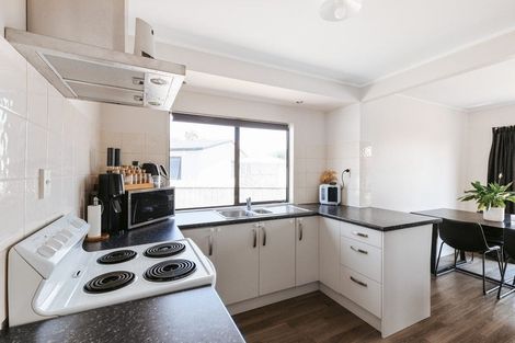 Photo of property in 74 College Road, Edgecumbe, 3120