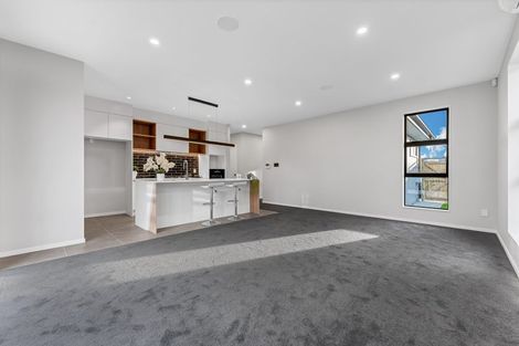 Photo of property in 24 Paihere Street, Huapai, Kumeu, 0810