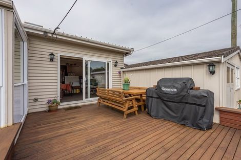 Photo of property in 3 Jutland Street, Waterloo, Lower Hutt, 5011