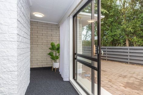 Photo of property in 95 Ruamahanga Crescent, Terrace End, Palmerston North, 4410